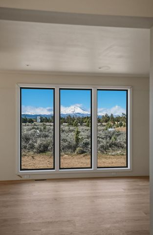 67135 Harrington Loop Road, Bend, OR 97703