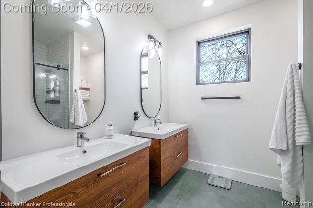 2407 Pollard Road, Lansing, MI 48911