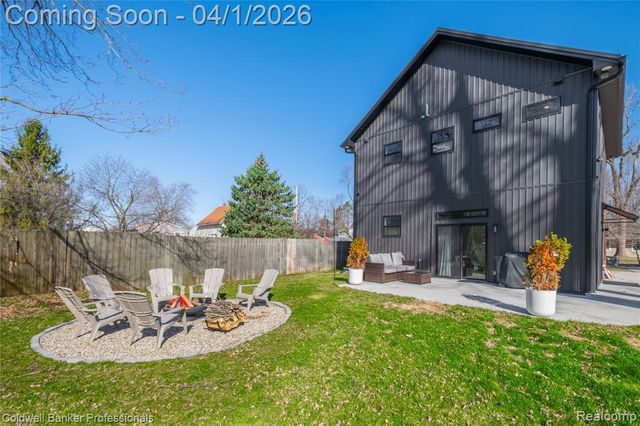 2407 Pollard Road, Lansing, MI 48911