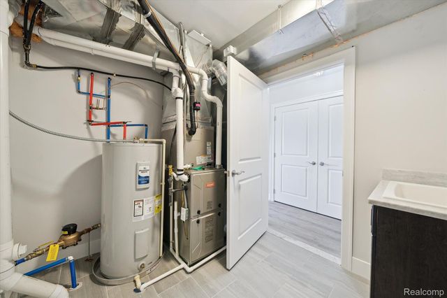 53779 Champlain Street, Macomb Township, MI 48042