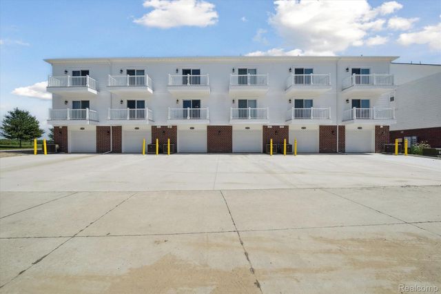 53779 Champlain Street, Macomb Township, MI 48042