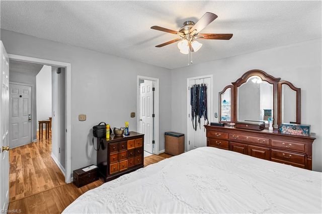 4 Iron Carriage Court B, Greensboro, NC 27410