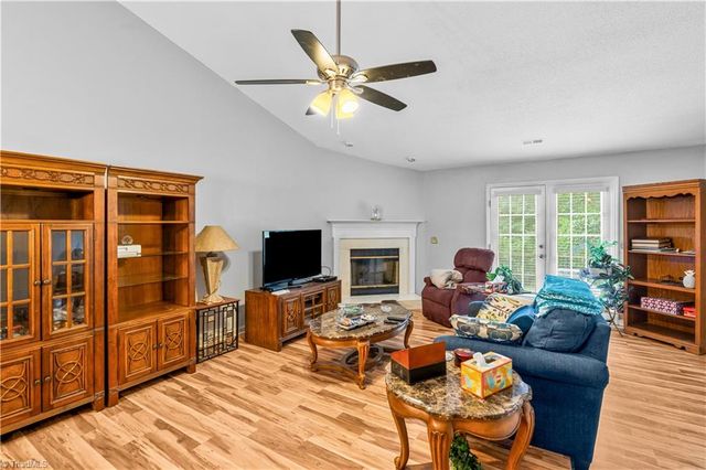 4 Iron Carriage Court B, Greensboro, NC 27410