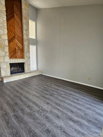 3843 Barrington Dr # 262, San Antonio, TX 78217