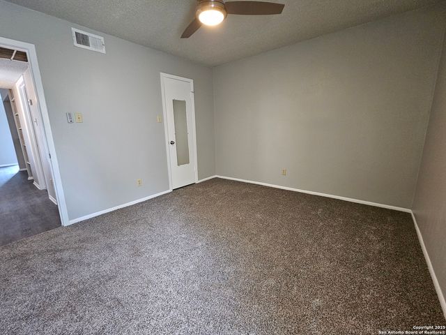 3843 Barrington Dr # 262, San Antonio, TX 78217