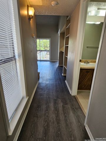 3843 Barrington Dr # 262, San Antonio, TX 78217
