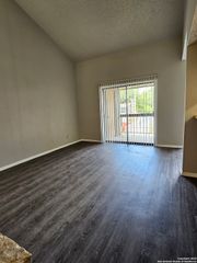 3843 Barrington Dr # 262, San Antonio, TX 78217