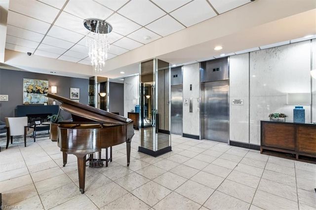 1101 N Elm Street 1404, Greensboro, NC 27401