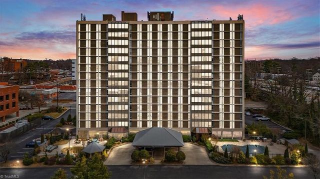 1101 N Elm Street 1404, Greensboro, NC 27401