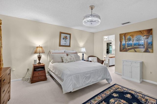 9364 Sable Ridge Circle D, Boca Raton, FL 33428