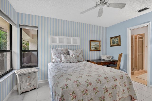 9364 Sable Ridge Circle D, Boca Raton, FL 33428