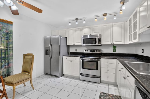 9364 Sable Ridge Circle D, Boca Raton, FL 33428
