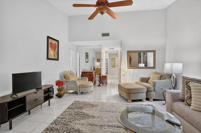9364 Sable Ridge Circle D, Boca Raton, FL 33428