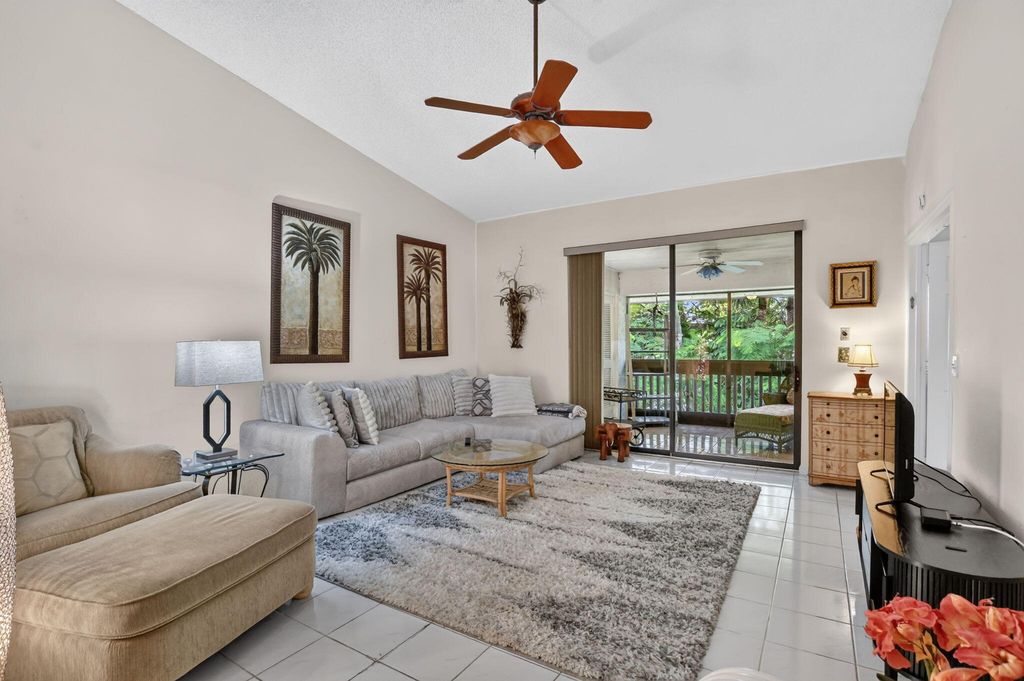 9364 Sable Ridge Circle D, Boca Raton, FL 33428