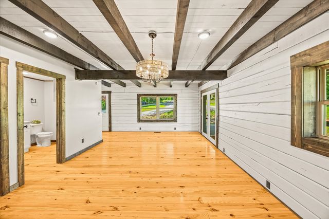4221 New Hope Rd, Celina, TN 38551