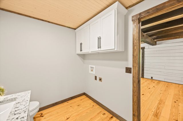 4221 New Hope Rd, Celina, TN 38551