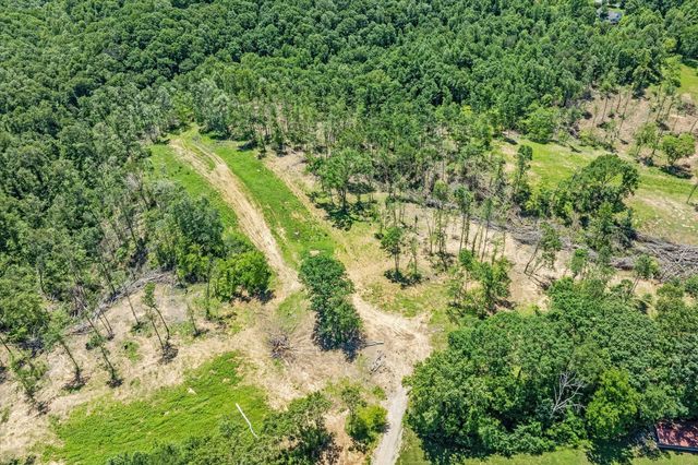 4221 New Hope Rd, Celina, TN 38551