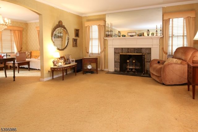 84 Howard Park Dr, Tenafly Boro, NJ 07670