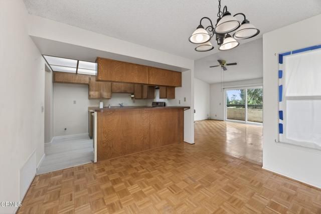 176 Fashion Park Place, Oxnard, CA 93033