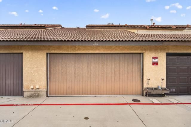 176 Fashion Park Place, Oxnard, CA 93033