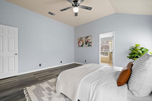 15 Azalea DR, Georgetown, TX 78626