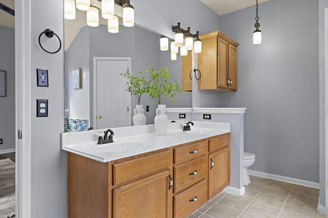 15 Azalea DR, Georgetown, TX 78626