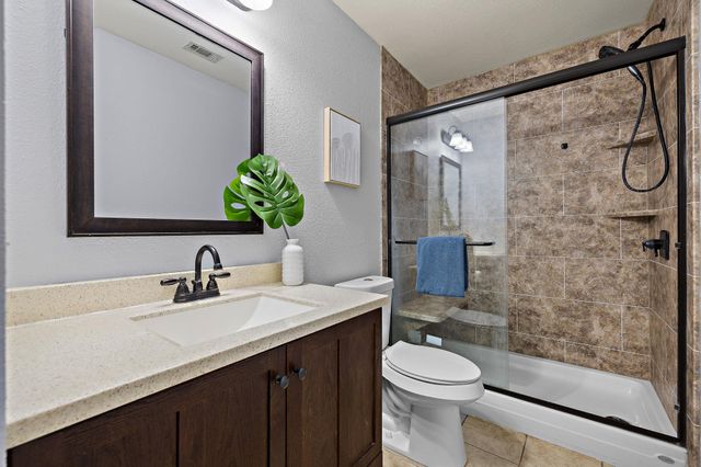 15 Azalea DR, Georgetown, TX 78626