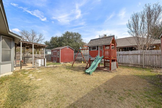 15 Azalea DR, Georgetown, TX 78626