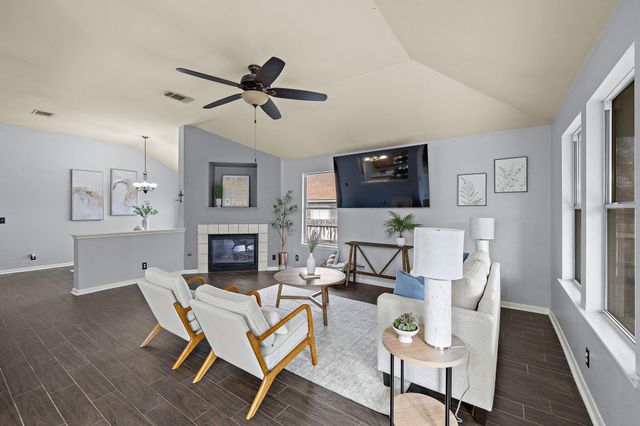 15 Azalea DR, Georgetown, TX 78626