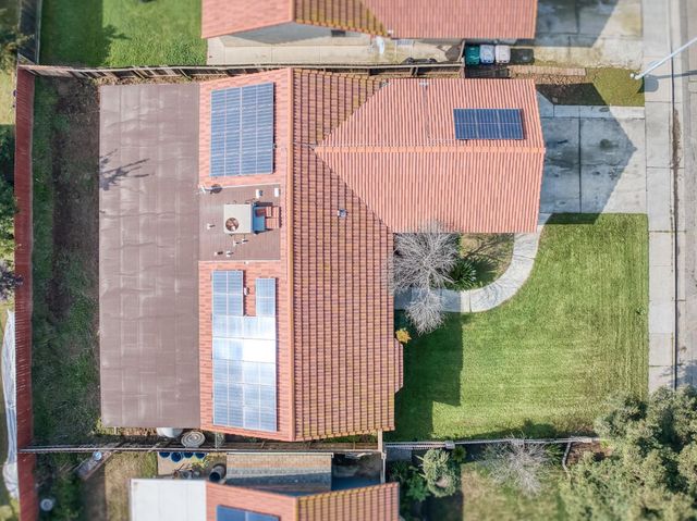 983 Church Avenue, Sanger, CA 93657