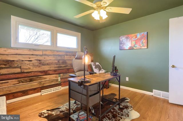 811 E CANAL ST, Lebanon, PA 17046