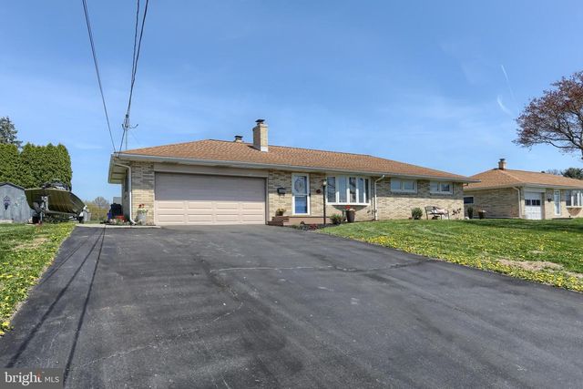 811 E CANAL ST, Lebanon, PA 17046