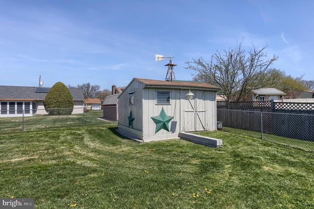 811 E CANAL ST, Lebanon, PA 17046