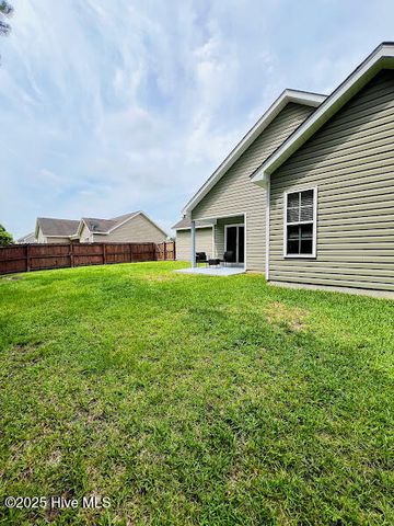 211 Jasmine Lane, Jacksonville, NC 28546