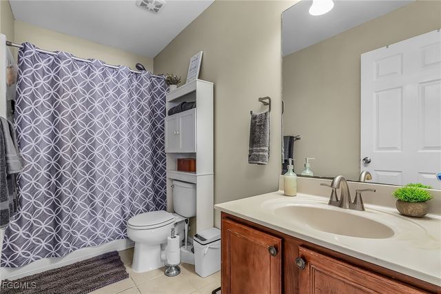 1422 NE 9th TER, Cape Coral, FL 33909