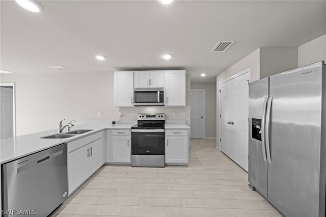 2911 NW 9th AVE, Cape Coral, FL 33993