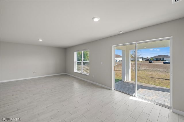 2911 NW 9th AVE, Cape Coral, FL 33993