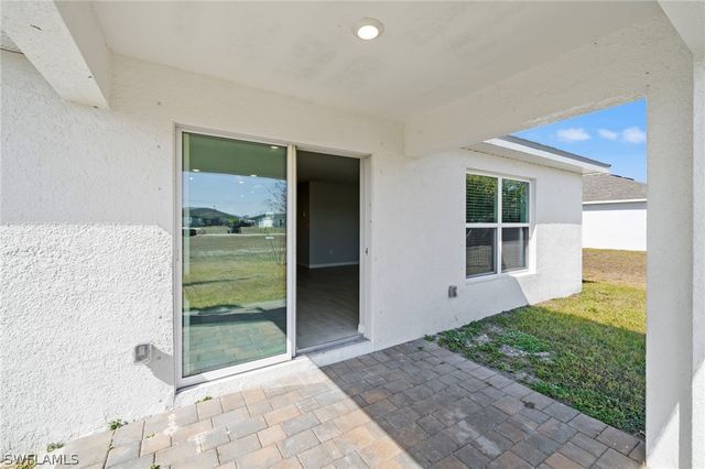 2911 NW 9th AVE, Cape Coral, FL 33993