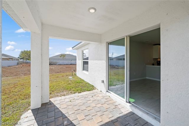 2911 NW 9th AVE, Cape Coral, FL 33993