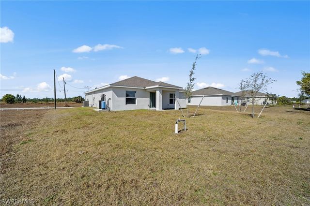 2911 NW 9th AVE, Cape Coral, FL 33993