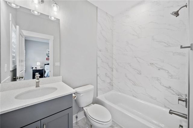 1104 Thomas Street, Woodstock, GA 30188