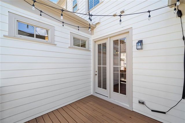 1104 Thomas Street, Woodstock, GA 30188