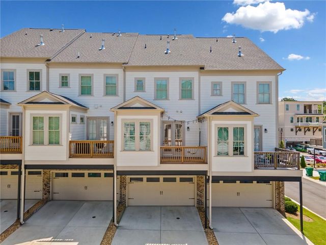 1104 Thomas Street, Woodstock, GA 30188