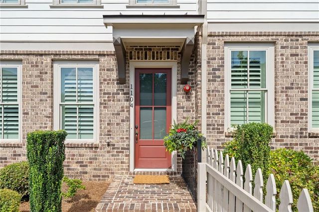 1104 Thomas Street, Woodstock, GA 30188