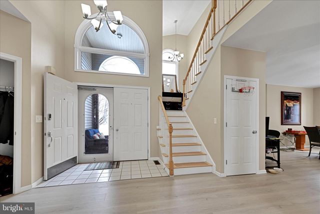 717 BROOKSIDE LN, Lebanon, PA 17042