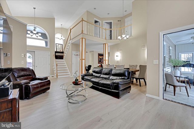 717 BROOKSIDE LN, Lebanon, PA 17042