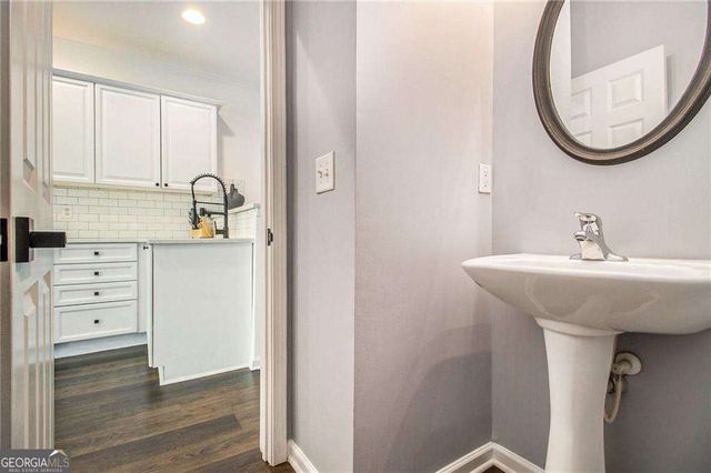 1228 Liberty Parkway NW 903, Atlanta, GA 30318