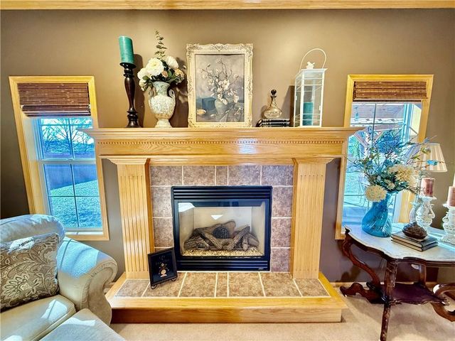 706 Opera House Lane, Odessa, MO 64076