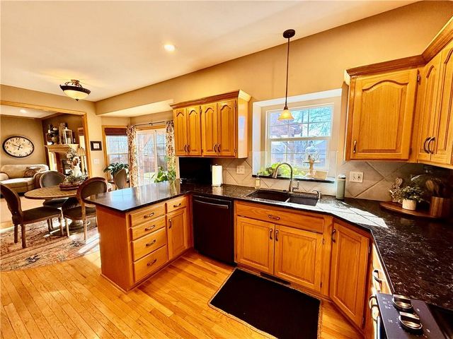 706 Opera House Lane, Odessa, MO 64076