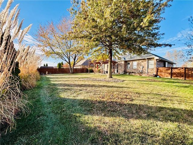 706 Opera House Lane, Odessa, MO 64076